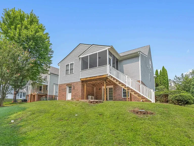 Photo 3 of 141 Saint Andrews St, Zion Crossroads